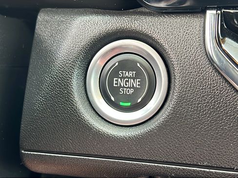 Certified 2023 Chevrolet Colorado Trail Boss w/ Advanced Trailering Package AWD/4WD image 27