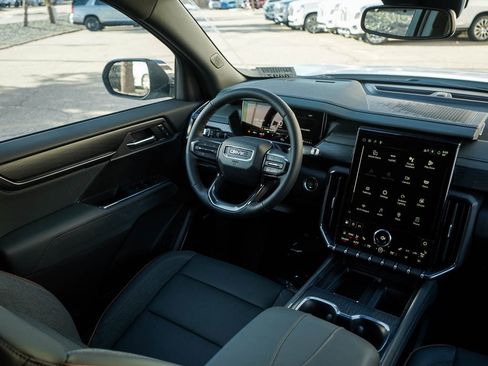 New 2025 GMC Acadia AT4 image 16