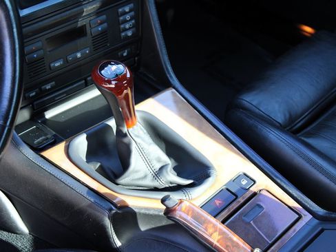 Used 2001 BMW M5 image 32