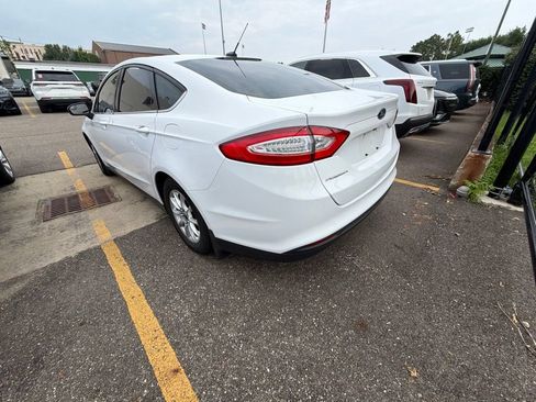 Used 2015 Ford Fusion S FWD image 8