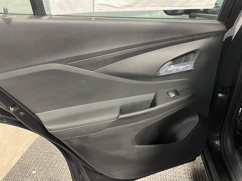 New 2025 Buick Envista Avenir image 8