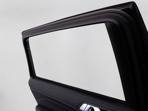 Used 2024 BMW ALPINA XB7 AWD/4WD image 22