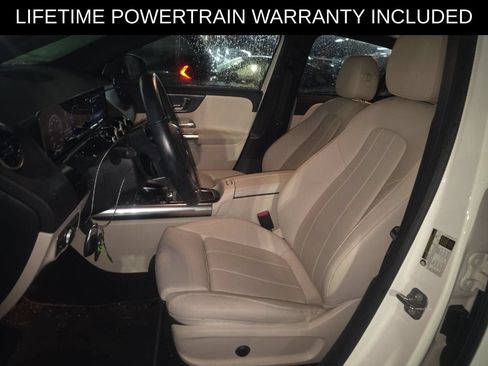 Used 2025 Mercedes-Benz GLA 250 4MATIC image 10