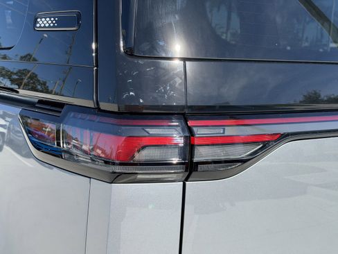 New 2025 Volkswagen ID. Buzz Pro S image 9