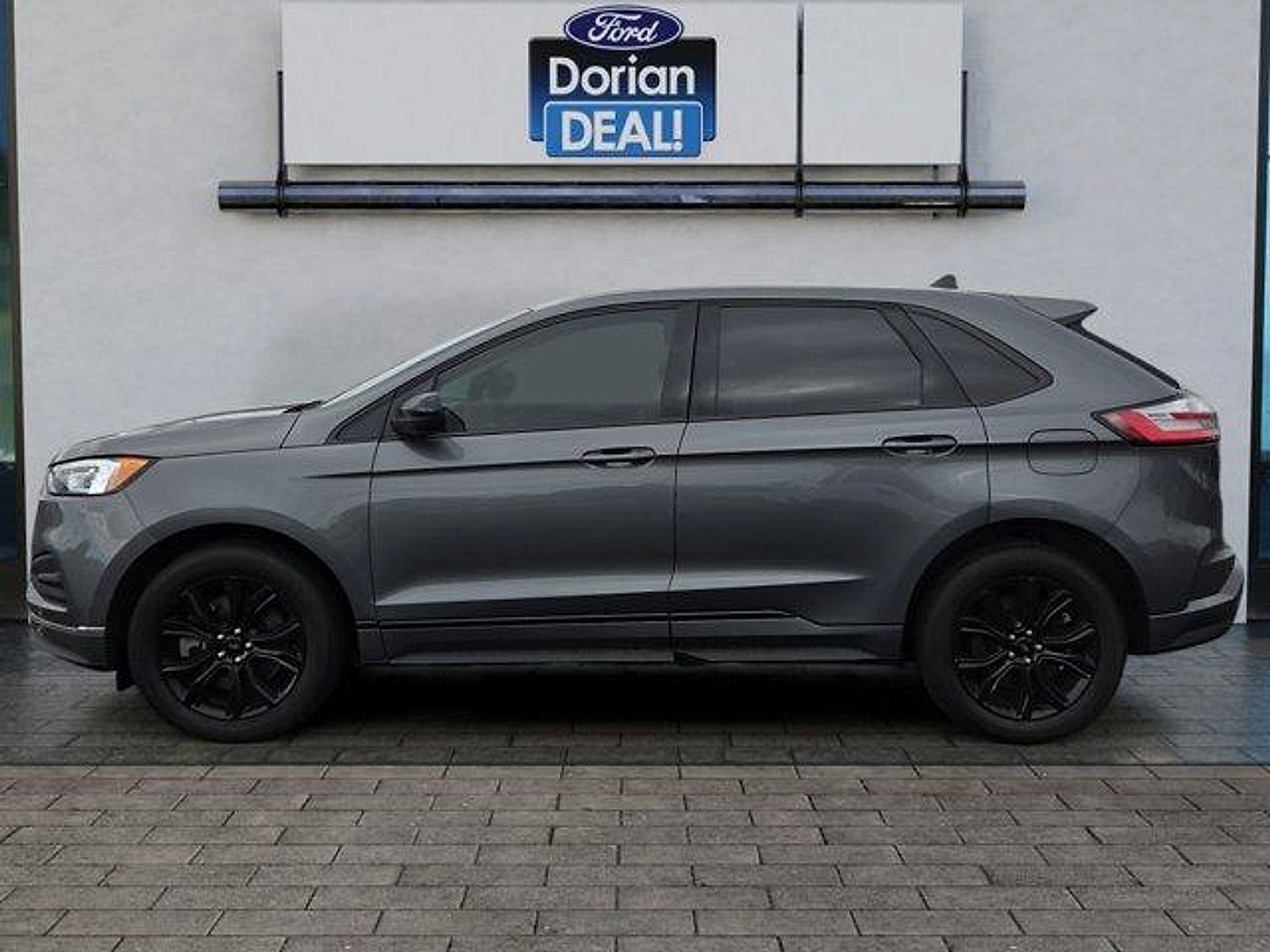 Used 2022 Ford Edge SE w/ Black Appearance Package AWD/4WD image 6