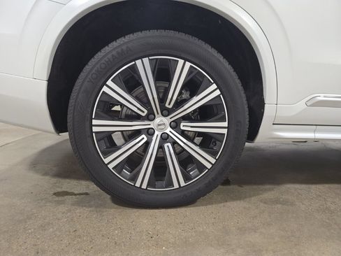 Used 2021 Volvo XC90 T6 Inscription w/ Climate Package AWD/4WD image 11