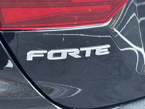 Certified 2023 Kia Forte LXS w/ LXS Technology Package image 33