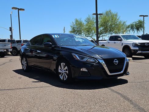 Used 2021 Nissan Altima 2.5 S FWD image 3