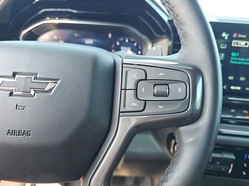 Used 2023 Chevrolet Silverado 1500 ZR2 w/ Technology Package image 38