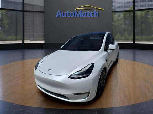 Used 2022 Tesla Model Y Performance AWD/4WD image 3