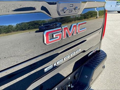 Used 2024 GMC Sierra 1500 AT4X AWD/4WD image 23