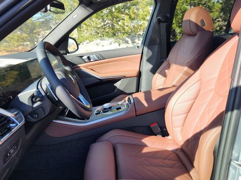 New 2026 BMW X5 xDrive50e AWD/4WD image 9