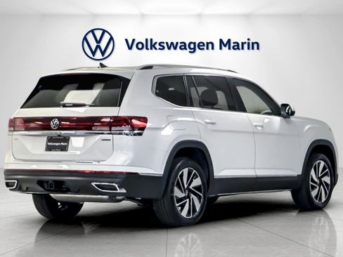 New 2026 Volkswagen Atlas SEL image 5