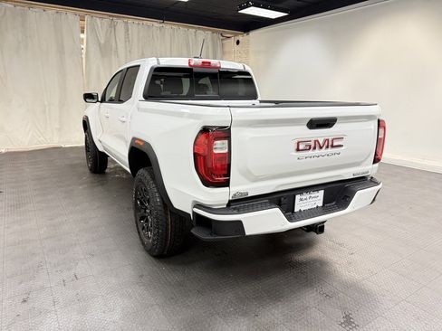 New 2026 GMC Canyon Elevation image 3
