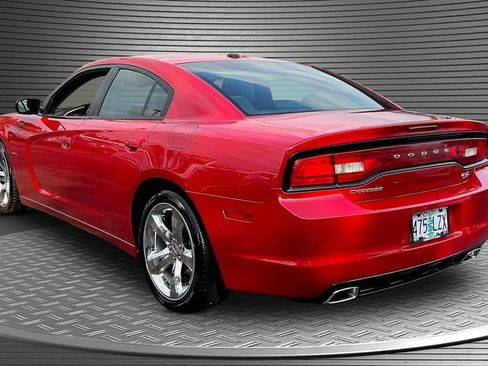 Used 2012 Dodge Charger R/T RWD image 4