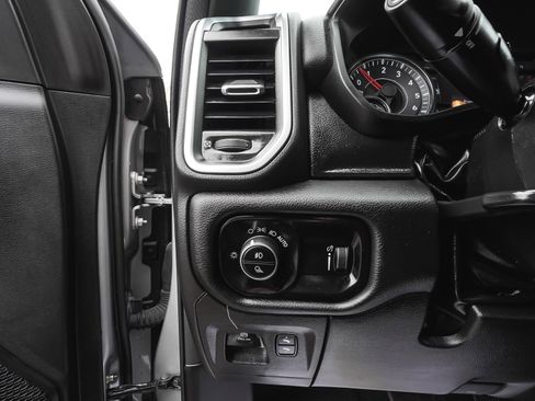 Used 2024 RAM 1500 Big Horn AWD/4WD image 17