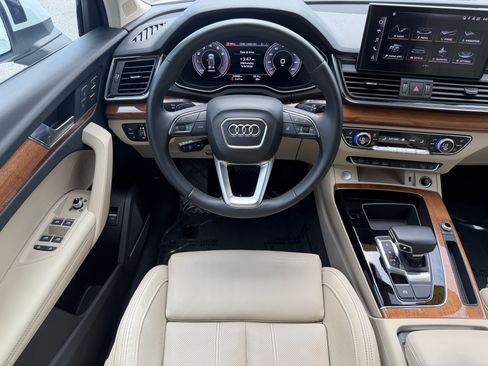 Used 2021 Audi Q5 2.0T Premium Plus w/ Premium Plus Package AWD/4WD image 15