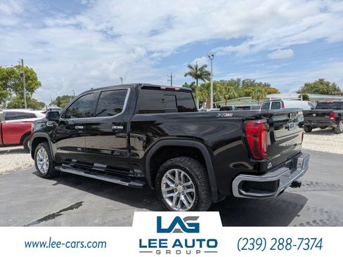 Used 2022 GMC Sierra 1500 SLT w/ SLT Premium Plus Package AWD/4WD image 5