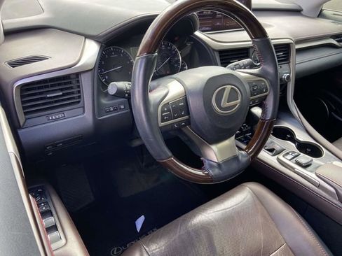 Used 2019 Lexus RX 350L FWD image 12