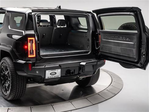 Used 2024 GMC Hummer EV 2X image 37