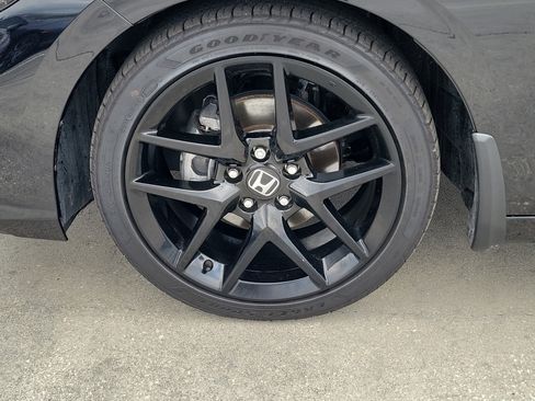 Certified 2025 Honda Civic Sport image 7