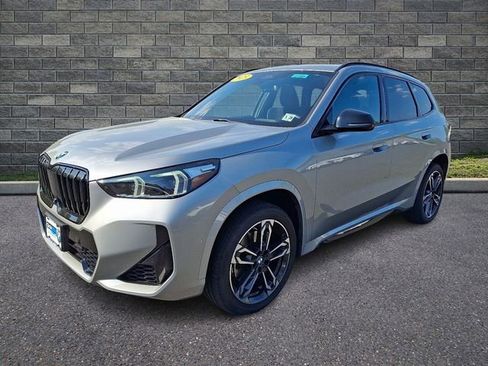 Used 2023 BMW X1 xDrive28i w/ Premium Package AWD/4WD image 3