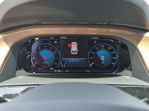 New 2026 Volkswagen Atlas SE FWD image 43