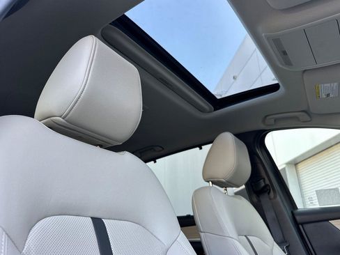 Certified 2025 MAZDA CX-90 3.3 Turbo w/ Preferred Package image 18