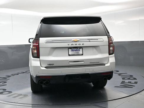 Used 2021 Chevrolet Tahoe Premier w/ Premium Package AWD/4WD image 18