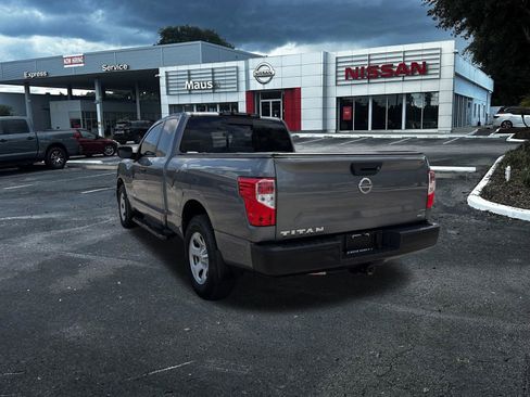 Used 2017 Nissan Titan S RWD image 6