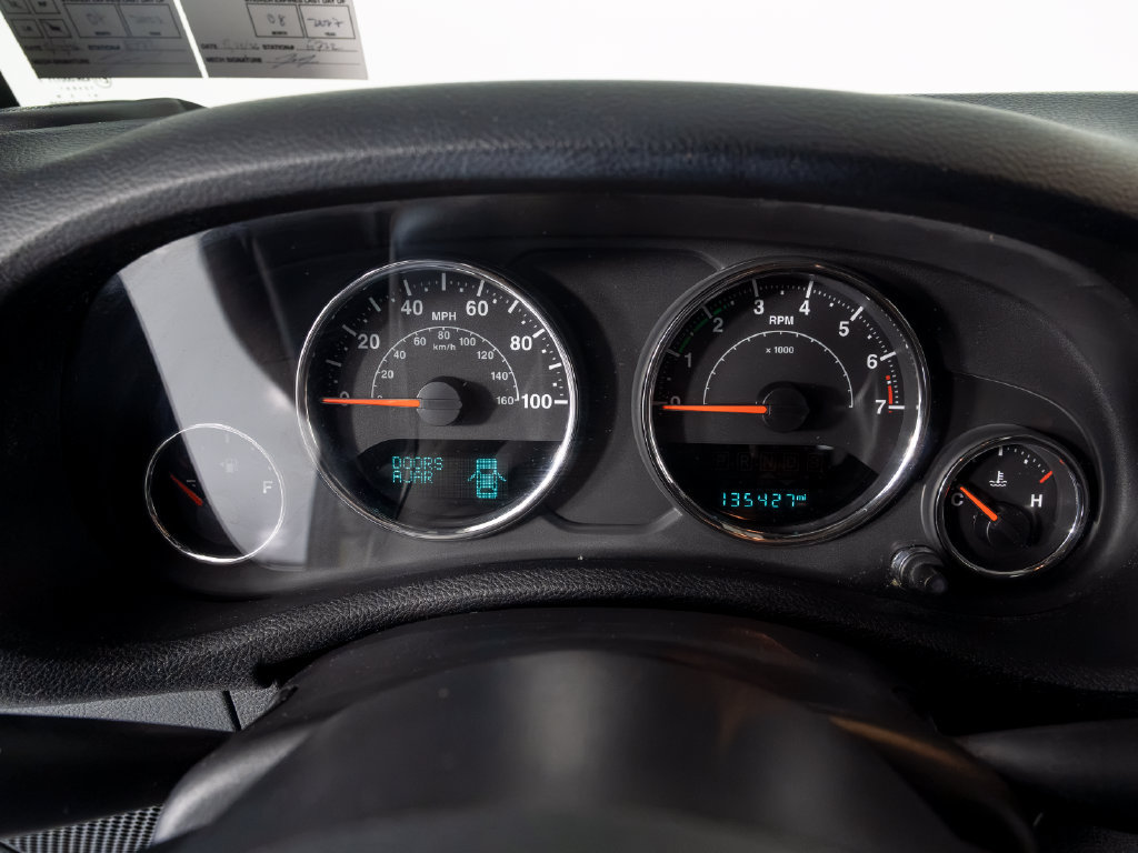 Used 2018 Jeep Wrangler Unlimited Sport S AWD/4WD image 16