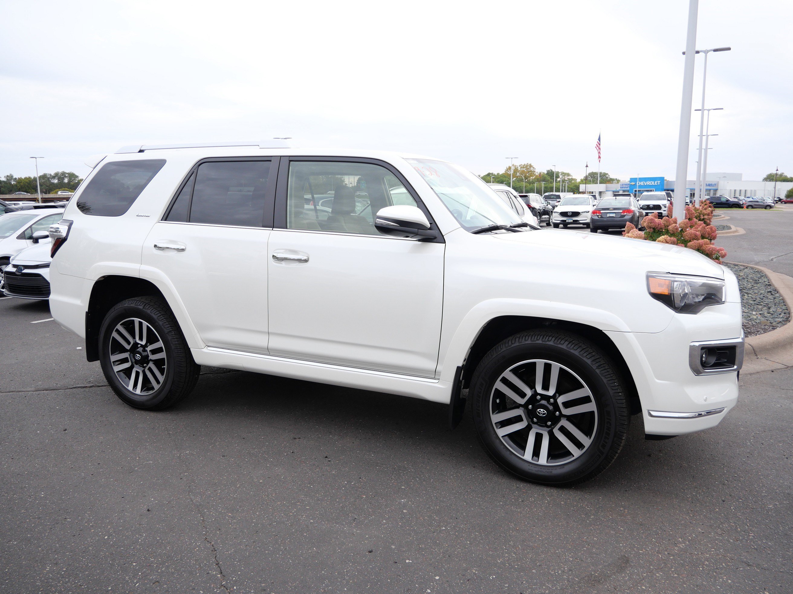 Certified 2021 Toyota 4Runner Limited AWD/4WD image 4