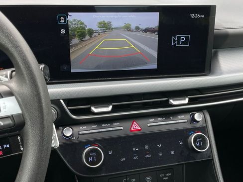 Used 2025 Hyundai Sonata SEL FWD image 17