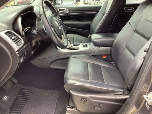 Used 2021 Jeep Grand Cherokee Summit w/ Platinum Series Group AWD/4WD image 11