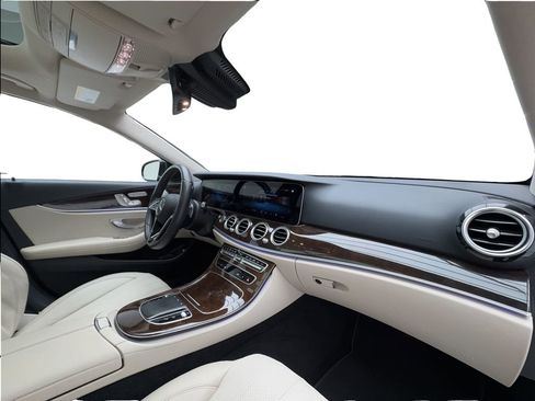 Used 2022 Mercedes-Benz E 450 4MATIC All-Terrain Wagon image 32
