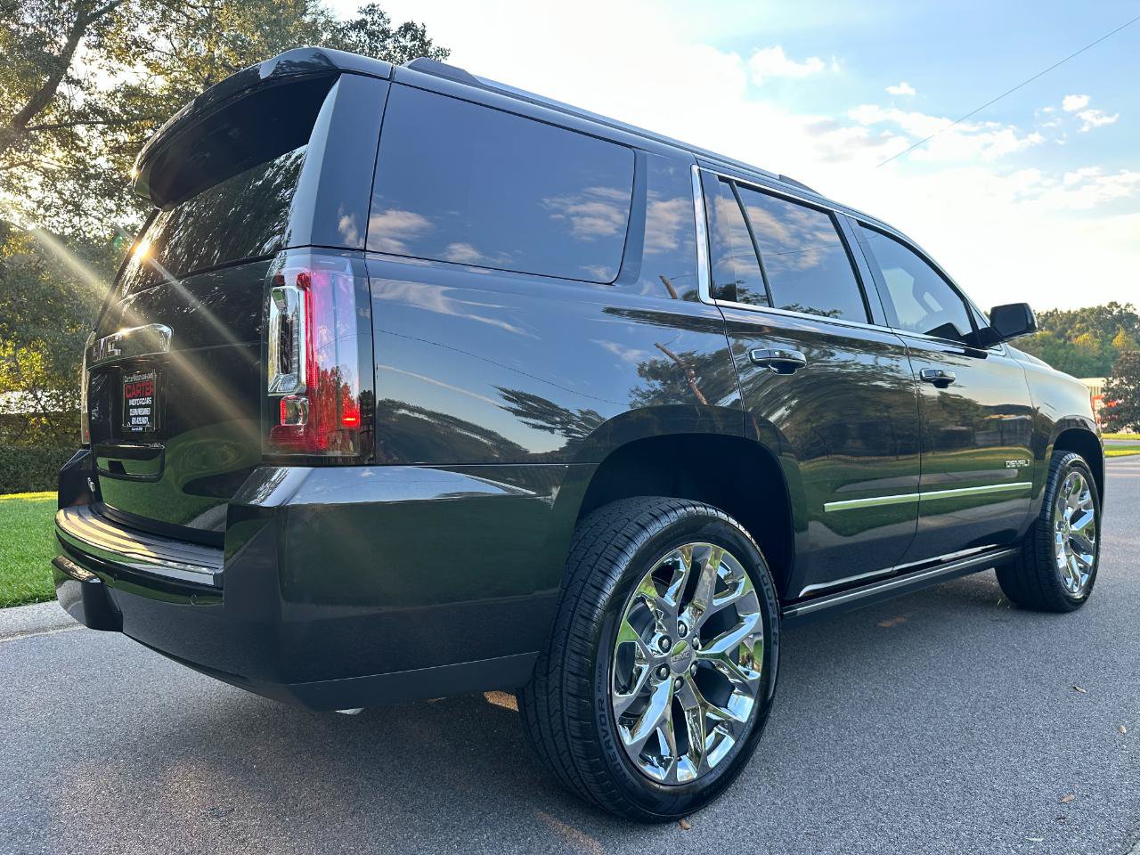 Used 2020 GMC Yukon Denali w/ Denali Ultimate Package RWD image 5