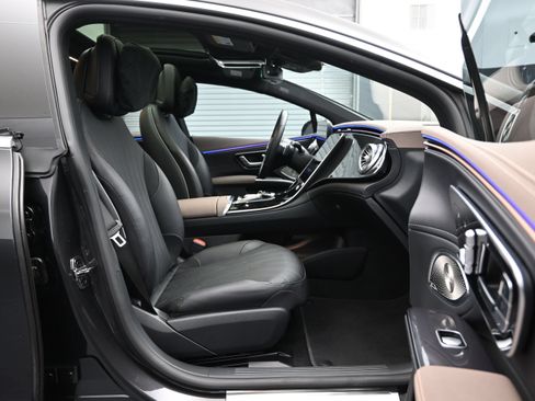 Used 2023 Mercedes-Benz EQS 450+ Sedan image 12