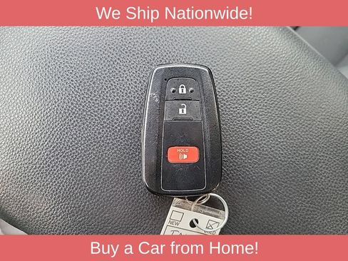 Used 2021 Toyota RAV4 XLE AWD/4WD image 23
