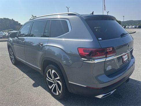 Used 2021 Volkswagen Atlas SEL Premium image 3
