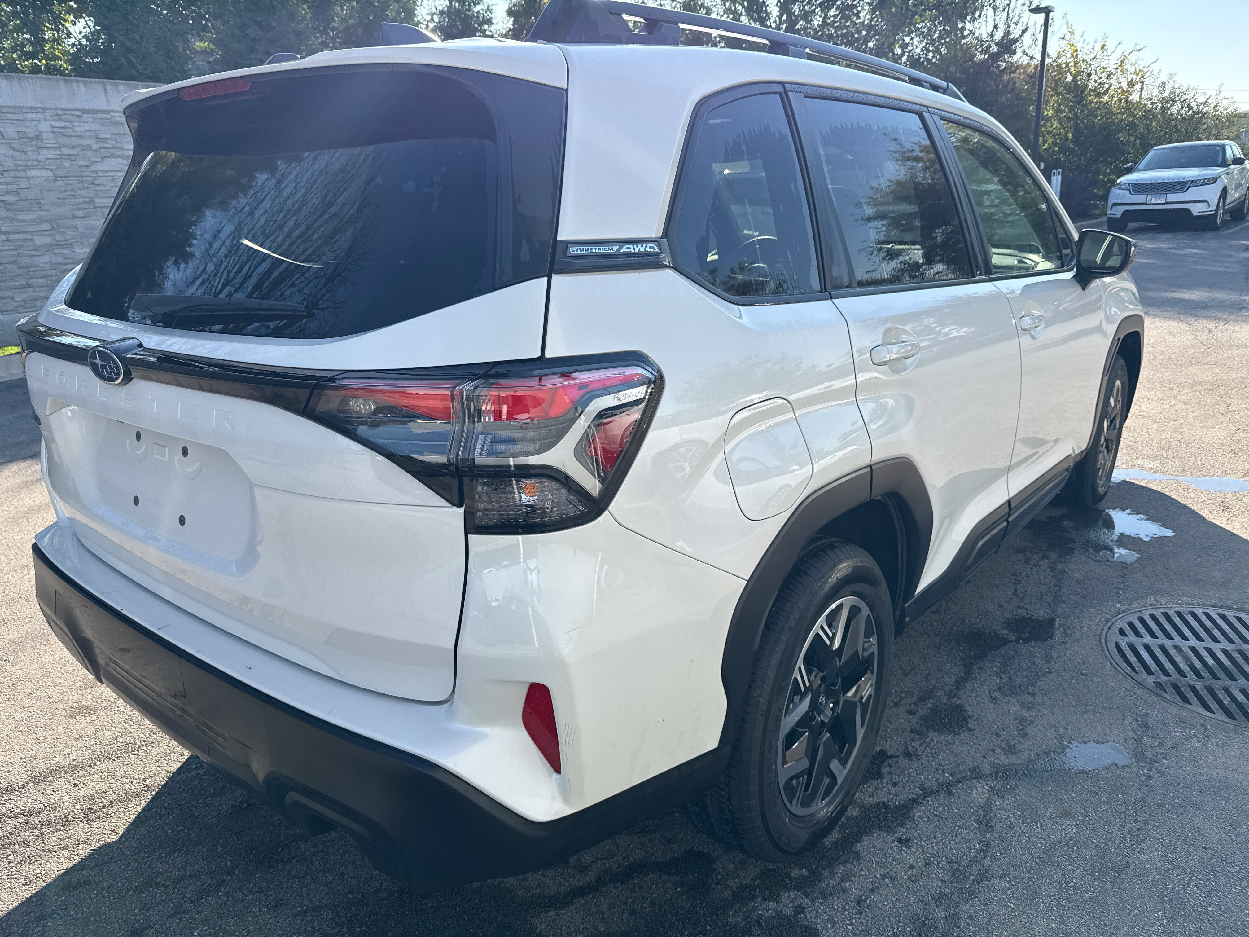Used 2025 Subaru Forester Premium AWD/4WD image 5