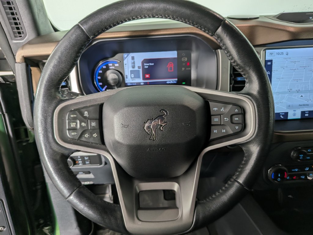 Used 2022 Ford Bronco Outer Banks w/ Sasquatch Package AWD/4WD image 28