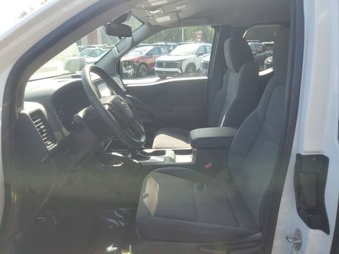 Used 2023 Nissan Frontier S w/ Technology Package RWD image 10