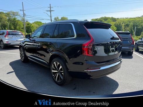 Used 2025 Volvo XC90 B5 Core w/ Climate Package image 6