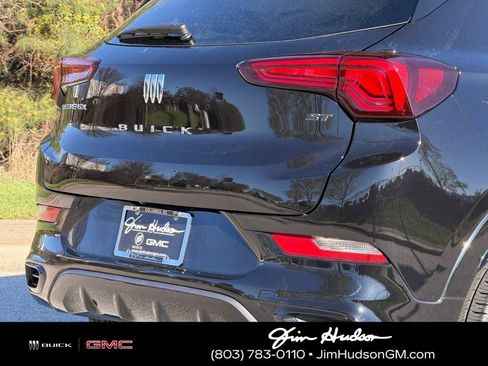 Used 2024 Buick Encore GX Sport Touring w/ Comfort Package image 15