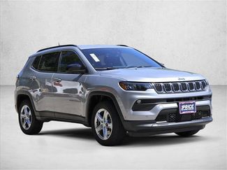 Used 2023 Jeep Compass Latitude w/ Convenience Group AWD/4WD video 3