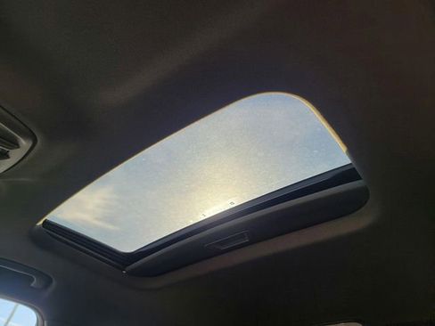 New 2026 Chevrolet Trax RS w/ Sunroof Package image 32