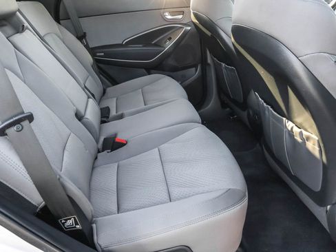 Used 2017 Hyundai Santa Fe Sport image 30