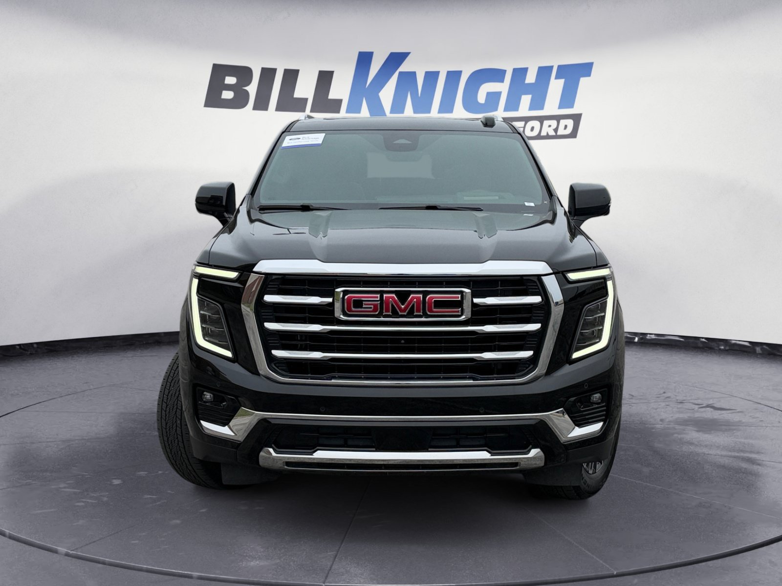 Used 2025 GMC Yukon Elevation w/ Elevation Premium Package AWD/4WD image 8
