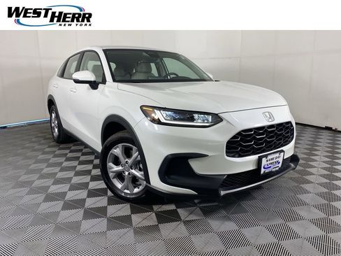 Used 2023 Honda HR-V LX image 1