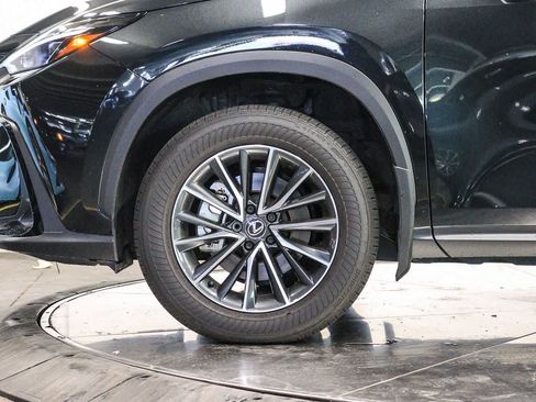 Certified 2025 Lexus NX 350h AWD w/ Accessory Package (2T) image 9